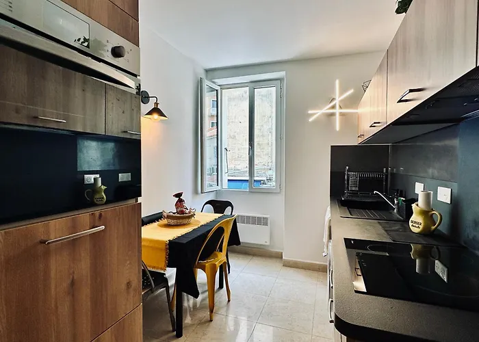 Magnifique Deux Pieces Au Coeur D * Ajaccio (Corsica)