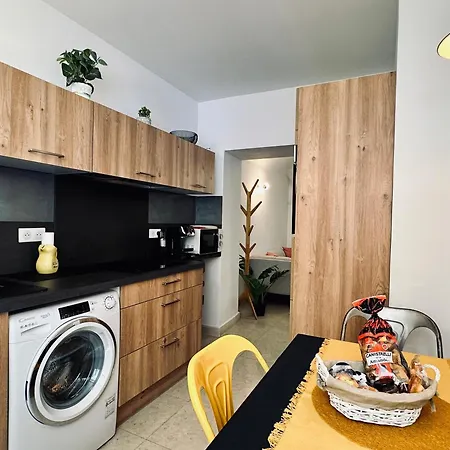 Magnifique Deux Pieces Au Coeur D Аяччо